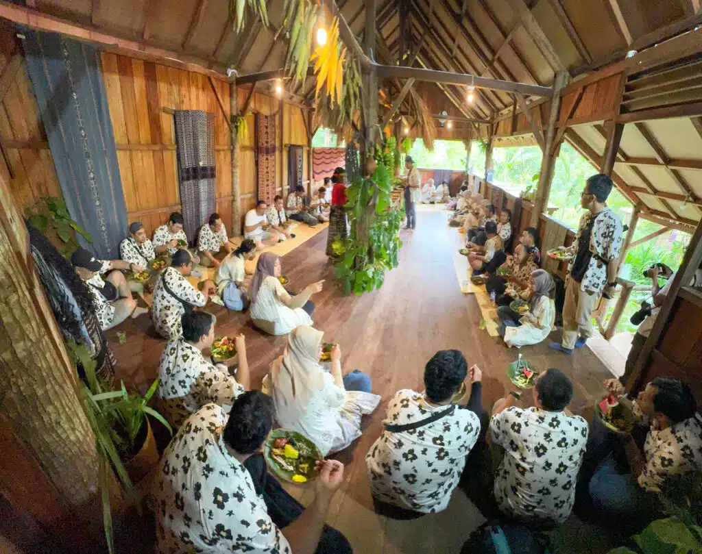 Private Tribal Lunch | Dapur Tara Flores 2 Dapur Tara Private Dining Inside