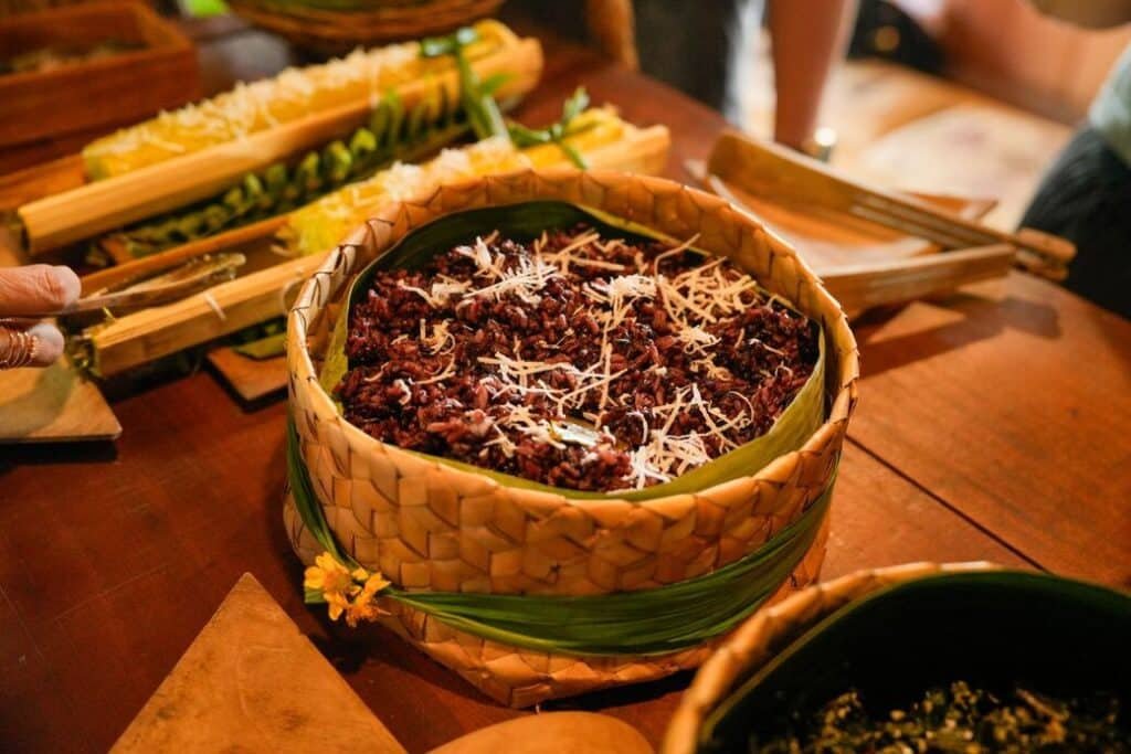 Manggarai Menu – Traditional Highlands Cuisine from Flores 5 manggarai-menu-nasi-rempah